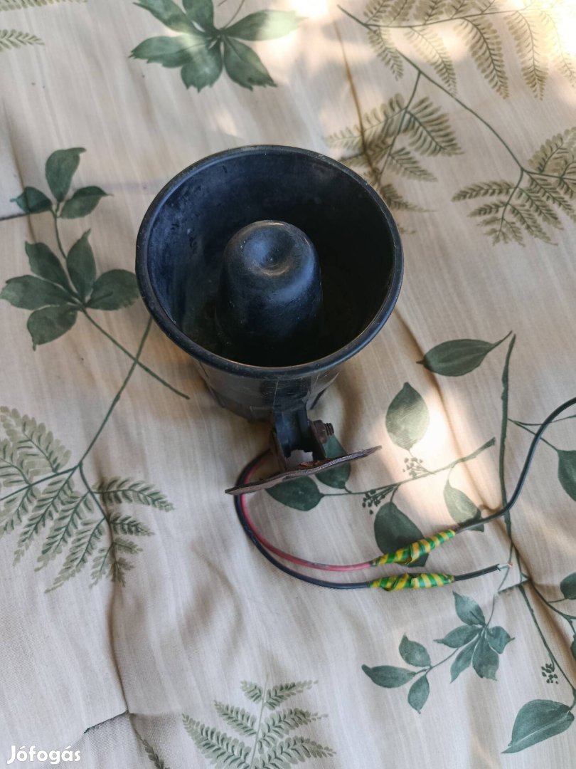 Autó riasztó hangszóró hang jelző