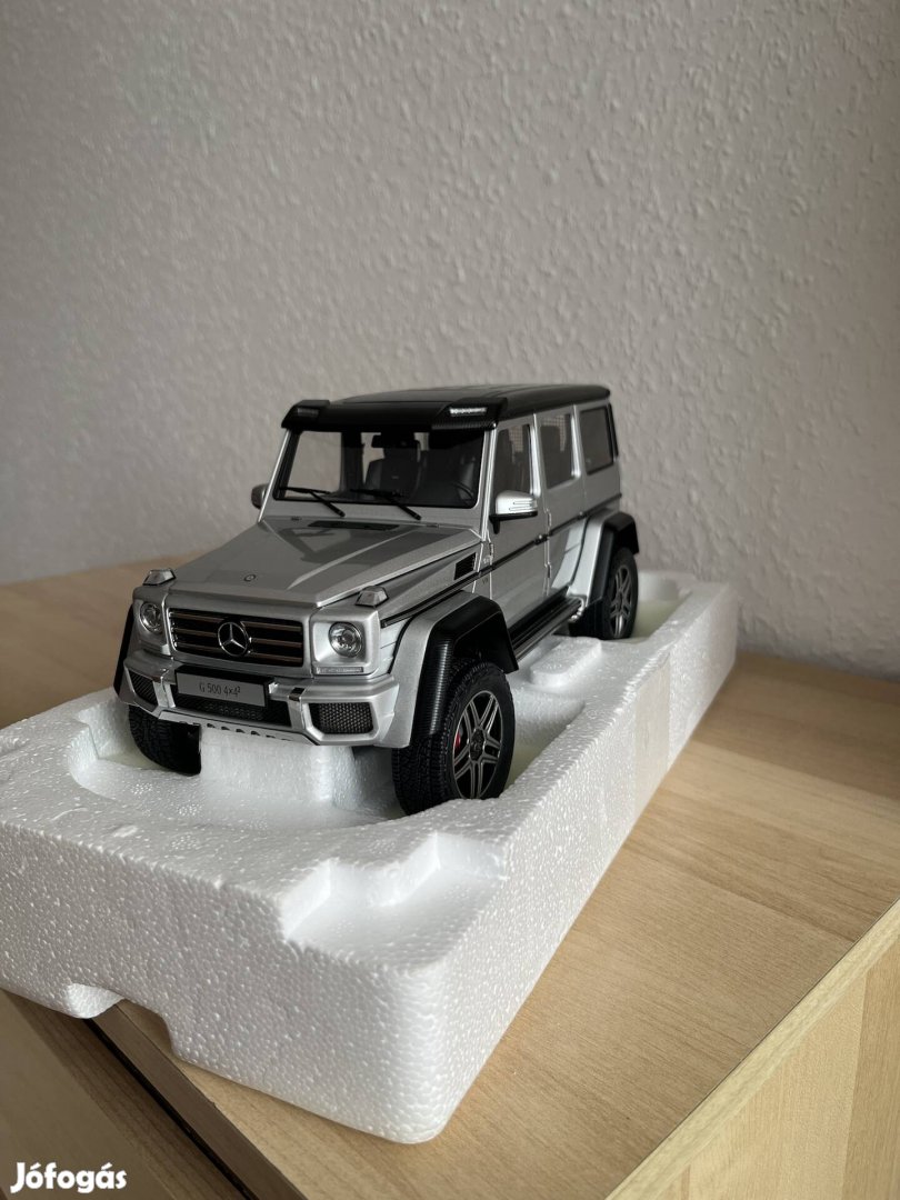 Autoart 76318 Mercedes G500 4x4 2 1:18 (1/18) újszerű, dobozában