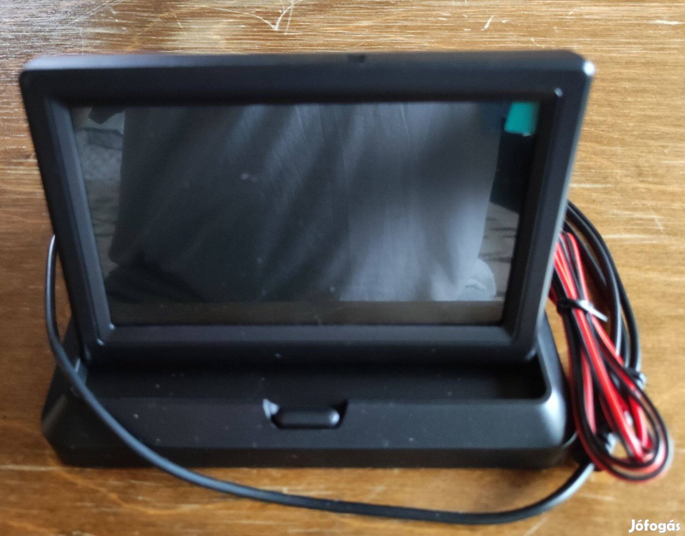Autóba lecsukható 5ˇ monitor