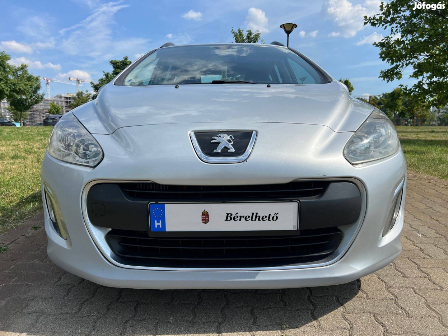 Autóbérlés Budapest Kiadó Autó Budapest