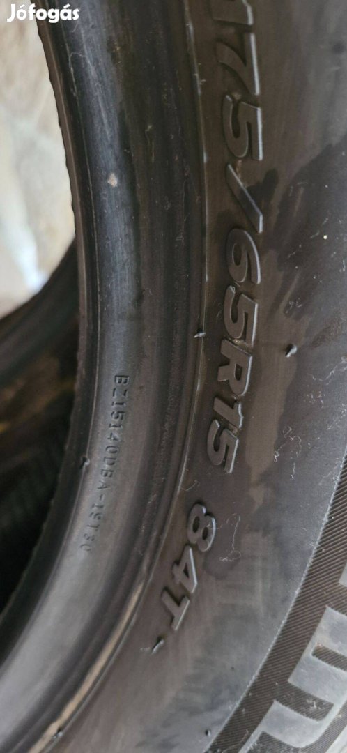 Autógumi 175/65 R 15 Laufen