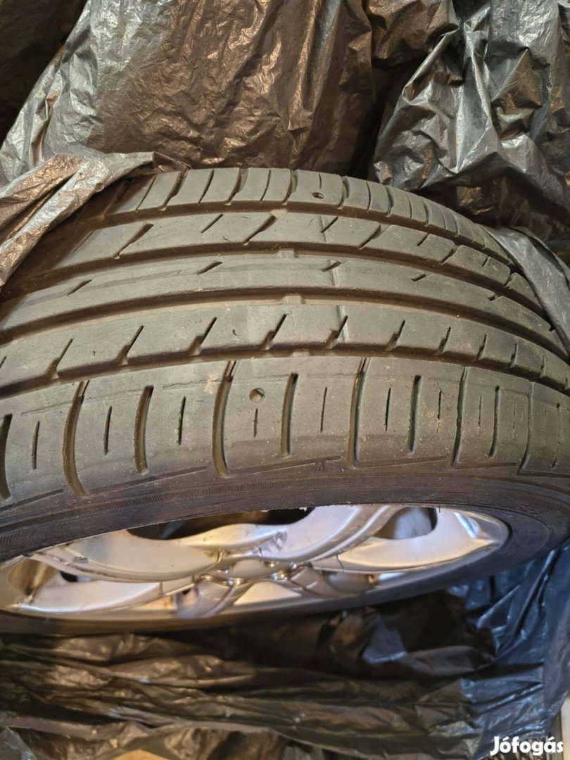 Autógumi 4 db Falken 195/50R15 82V