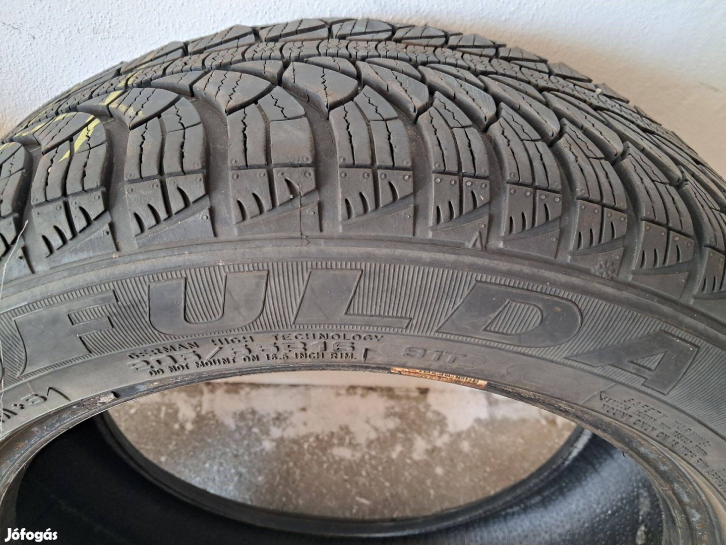 Autógumi (téli) Fulda 205 55 R16 jó állapotban 2 db eladó!