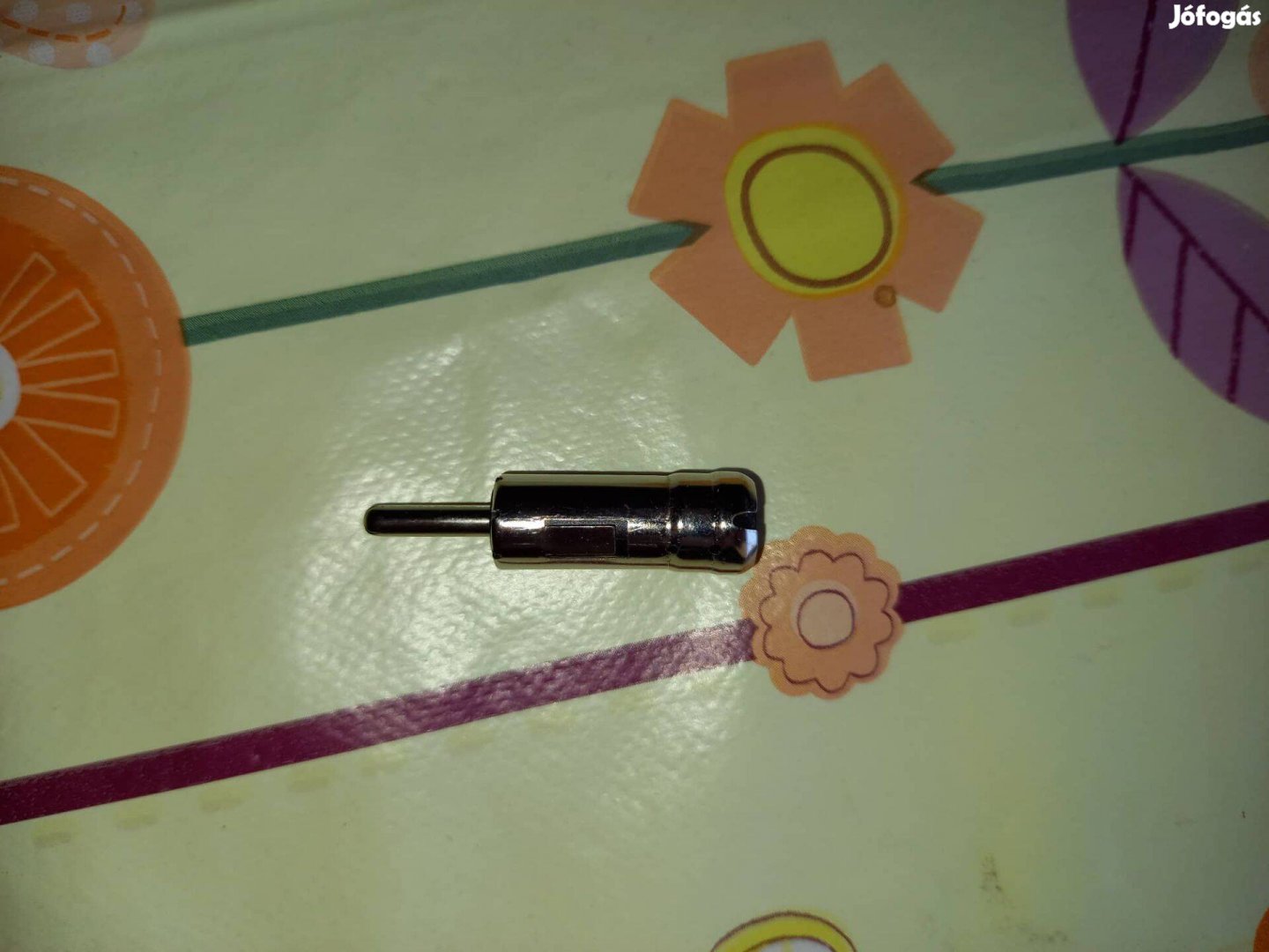 Autós csatlakozó, átalakító, biztosítékház