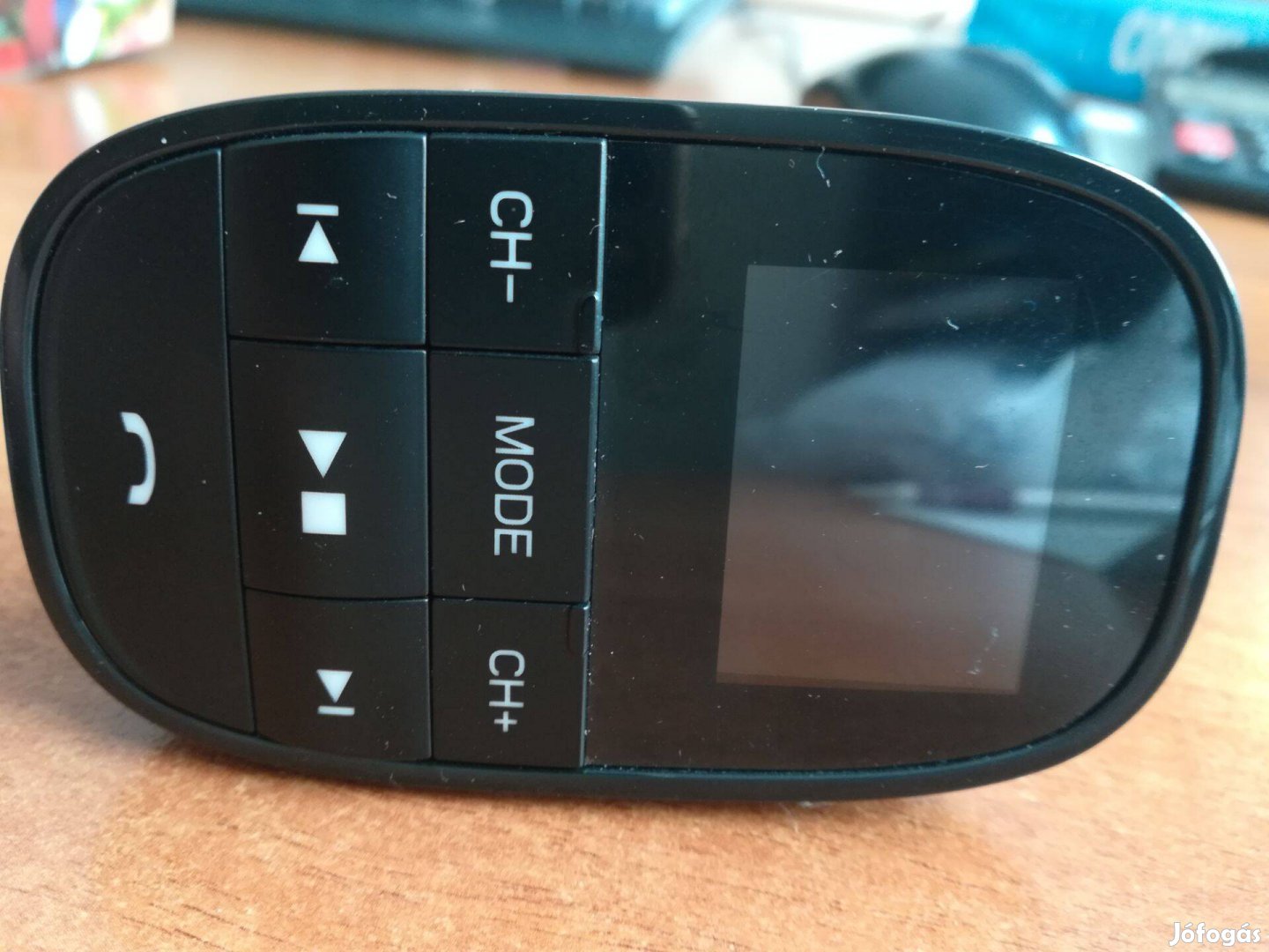 Autós kihangosító, MP3, töltő, transmitter