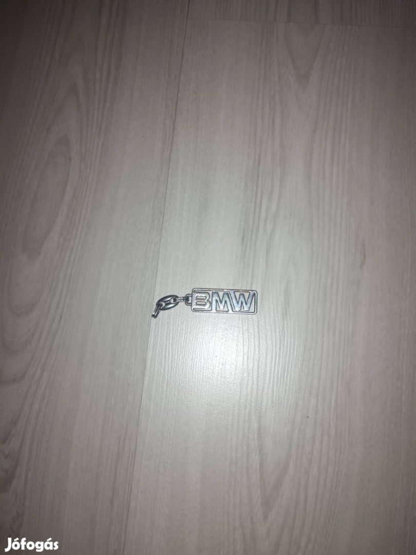 Autós kulcstartók. 