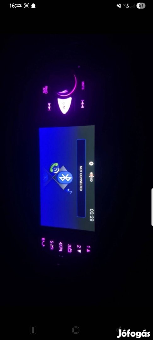 Autós magnó bluetooth-os