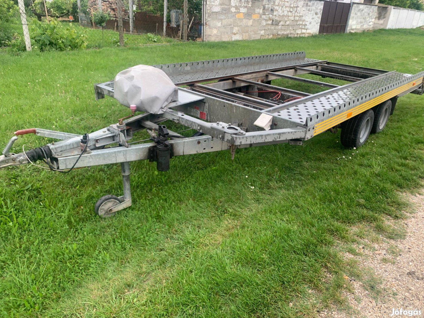 Autószállító utánfutó "Trailer"