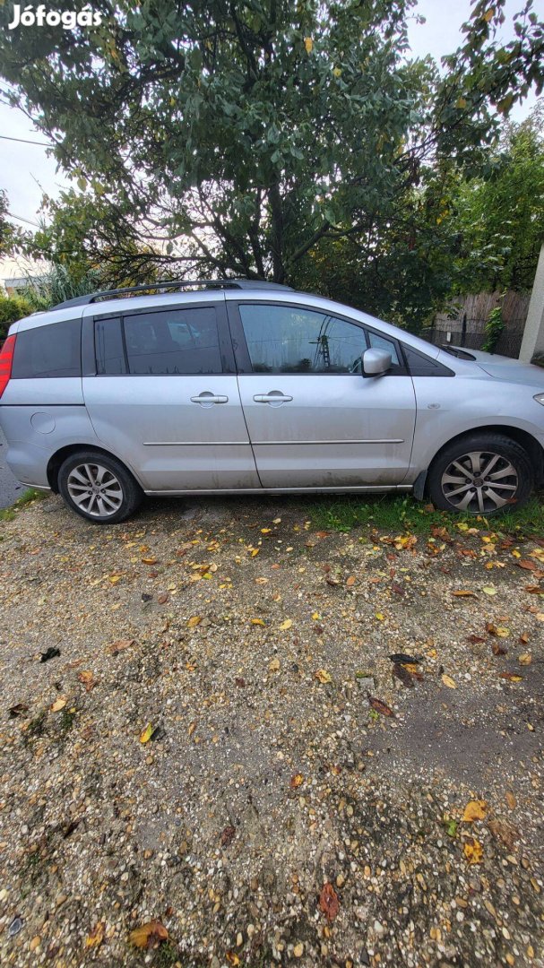 Autószerelők figyelem! 7 személyes Mazda5 1,8 eladó!