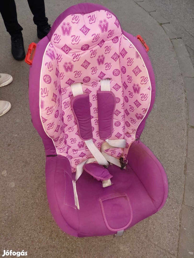 Autóülés lányoknak