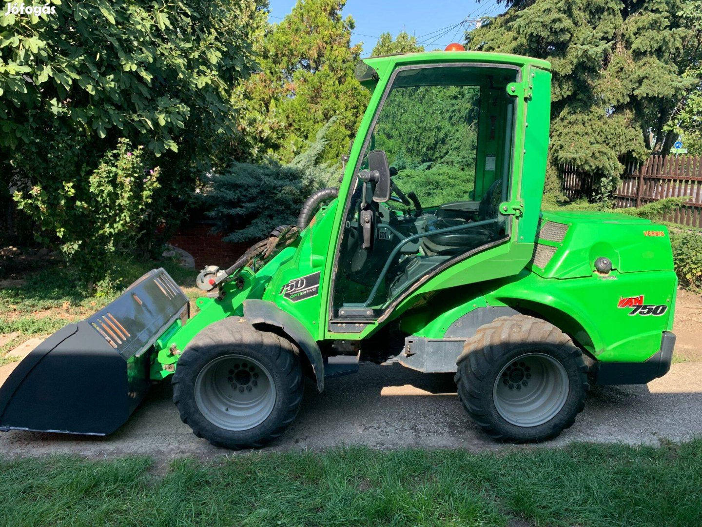 Avant 750 optidrive törzscsuklós minirakodó eladó
