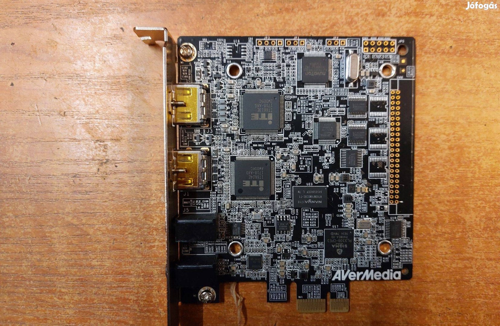 Avermedia Live Gamer HD C985 digitlizáló kártya leárazás!!!