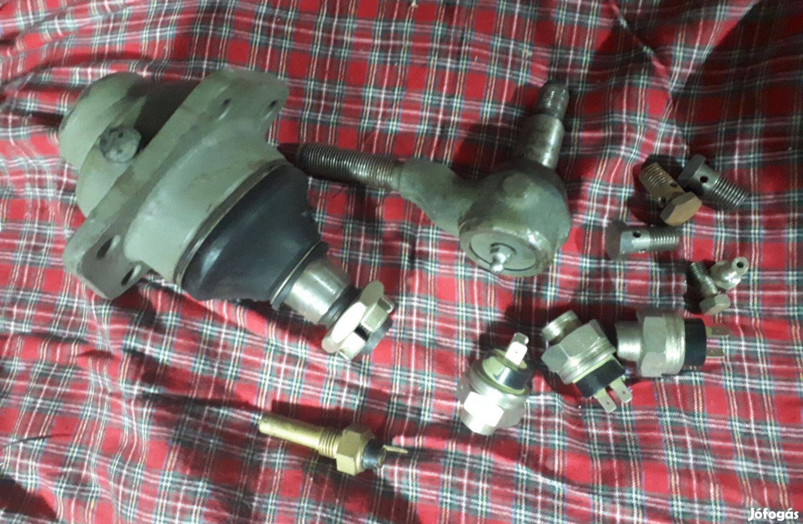 Avia új alkatrész eladó !