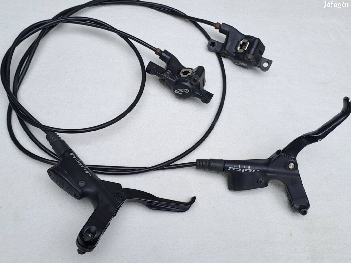 Avid juicy 3 fékszett