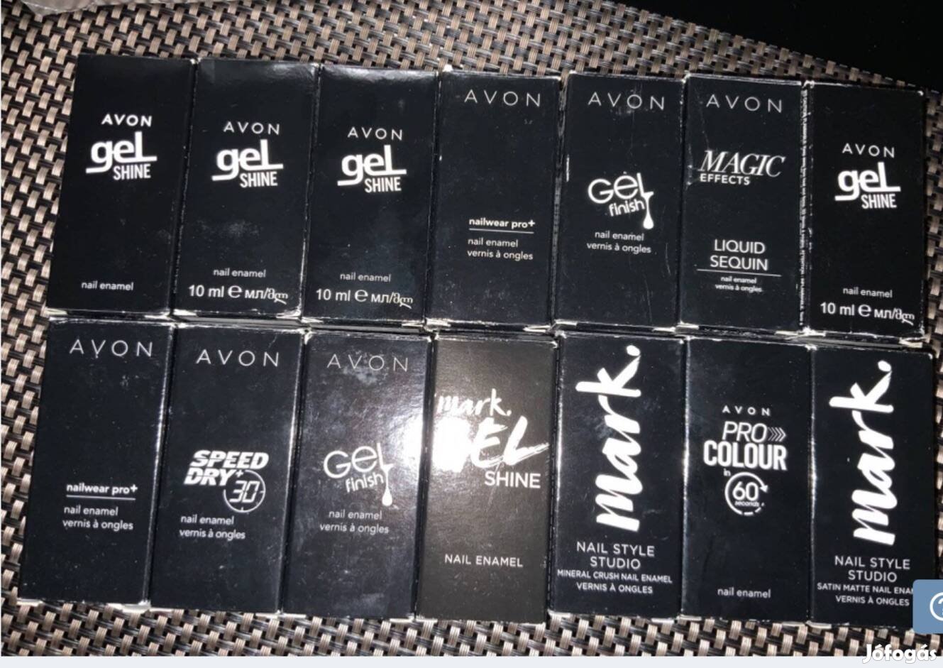 Avon körömlakokk van ami uj