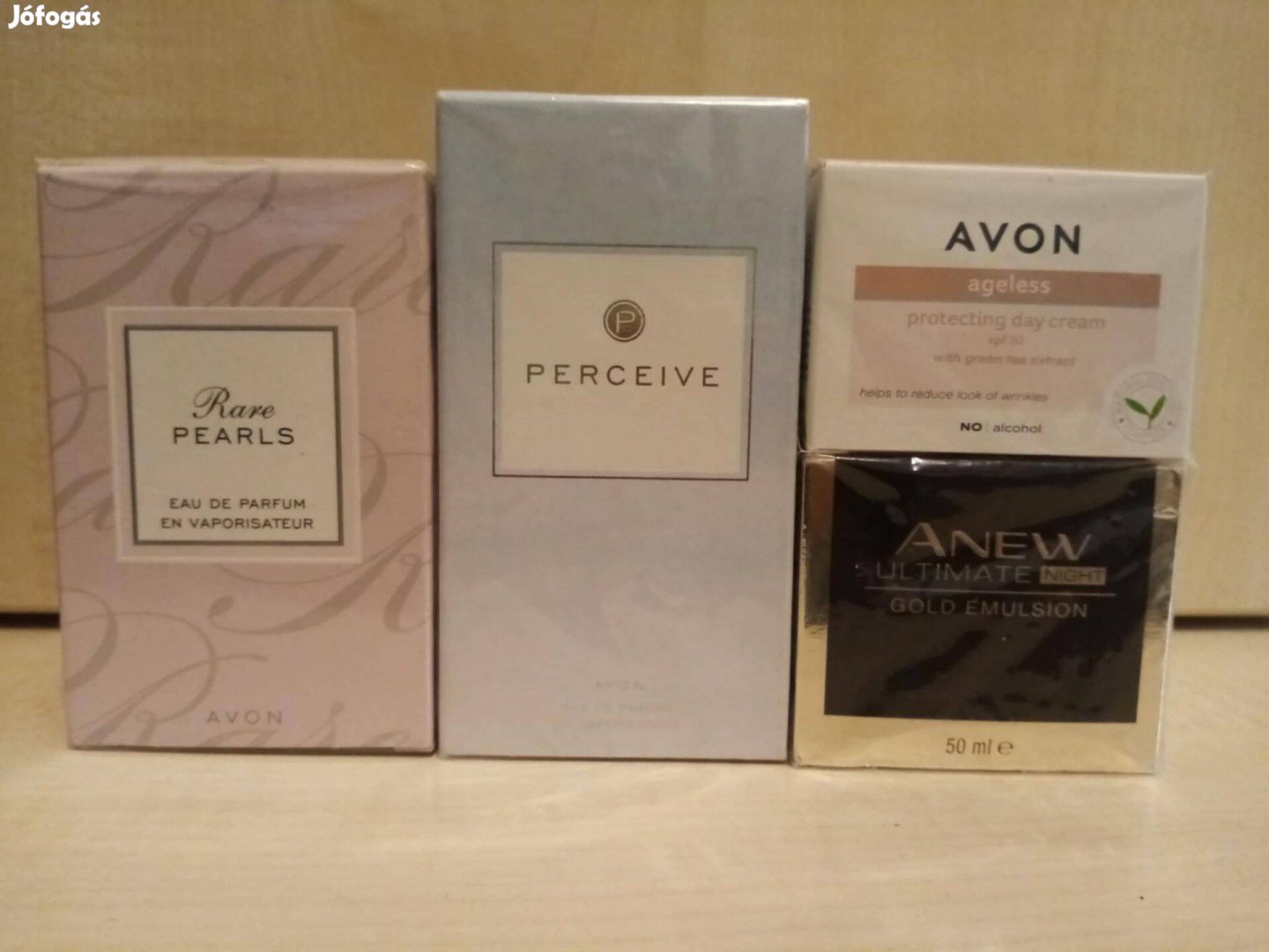 Avon parfüm és krém csomag