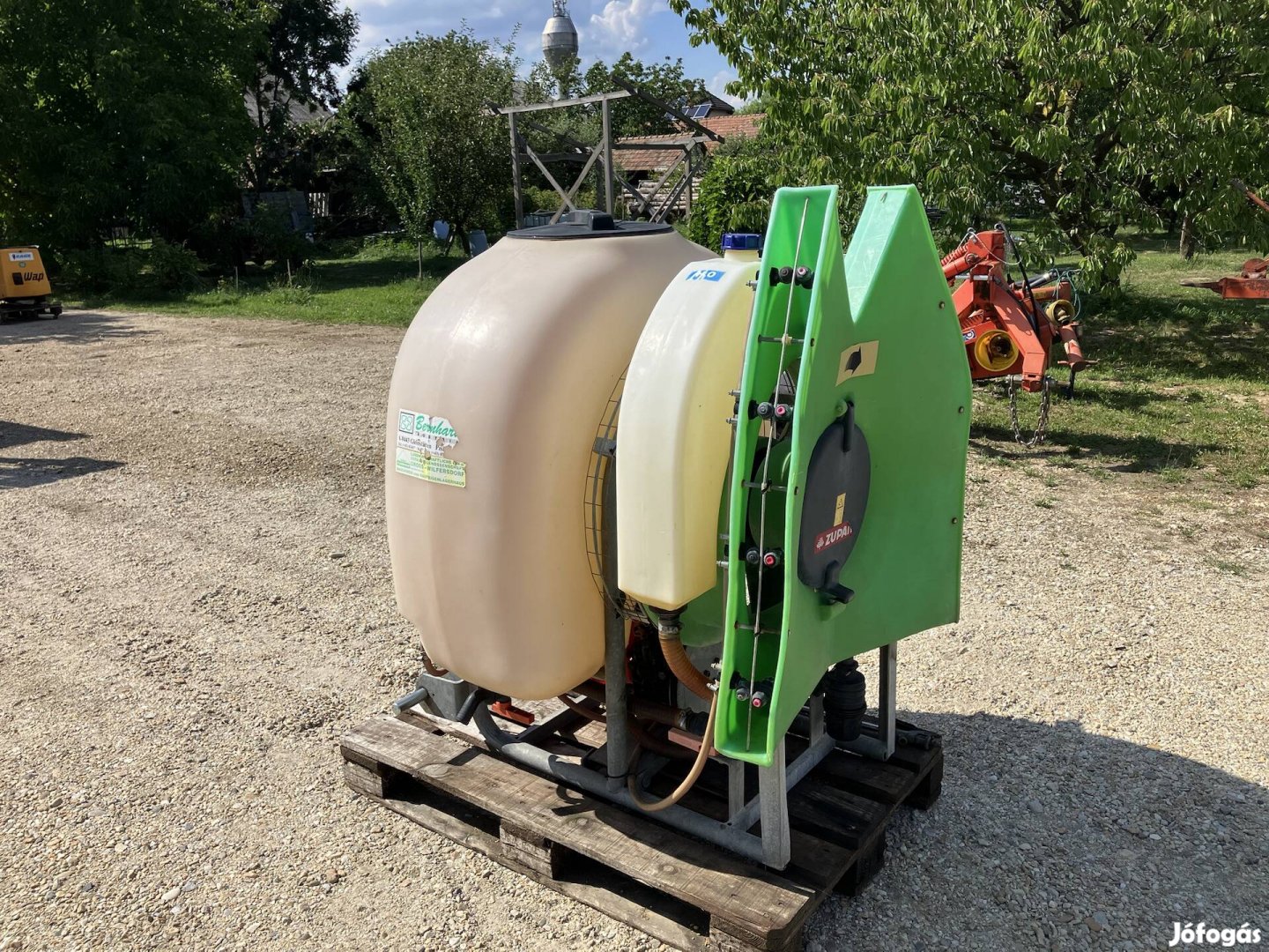 Axiál ventilátoros permetező 300 l