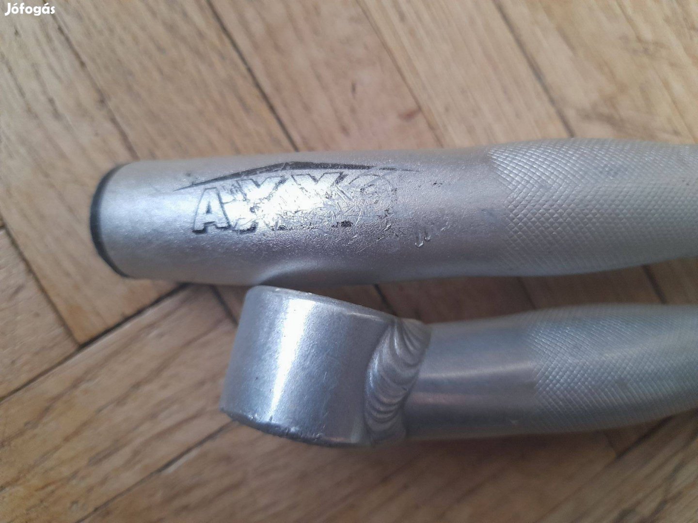 Axxo alu kormány szarv