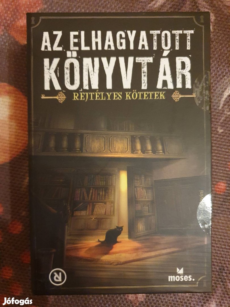 Az elhagyatott könyvtár szabadulós társasjáték 