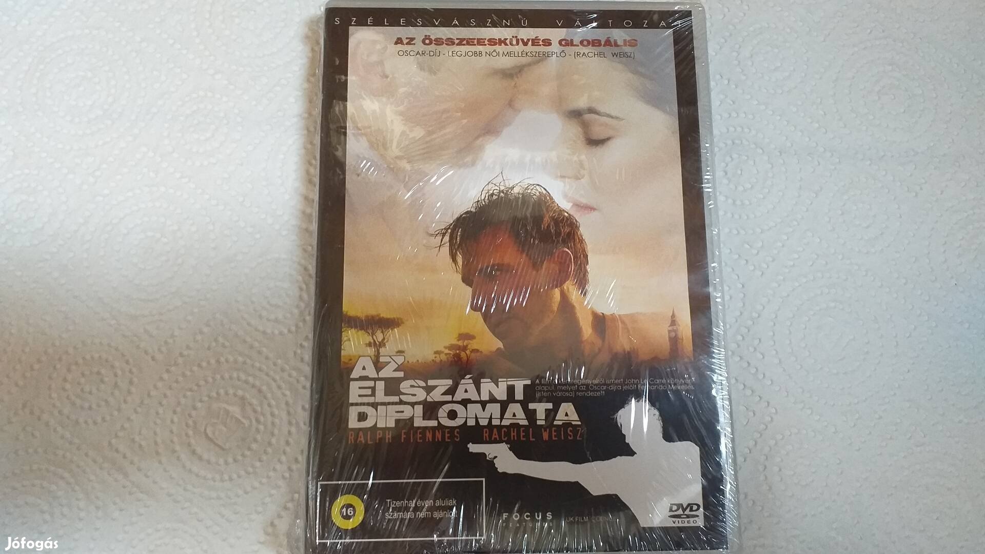 Az elszánt diplomata DVD film-Ralph Fiennes