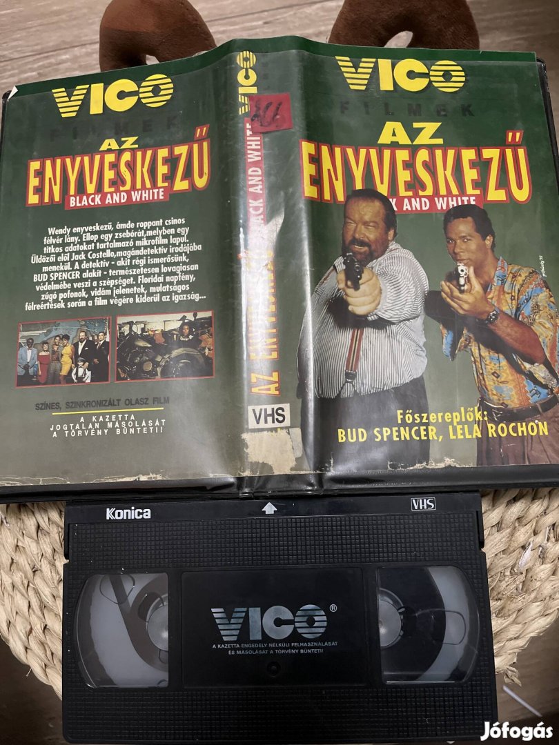 Az enyveskezű vhs vico