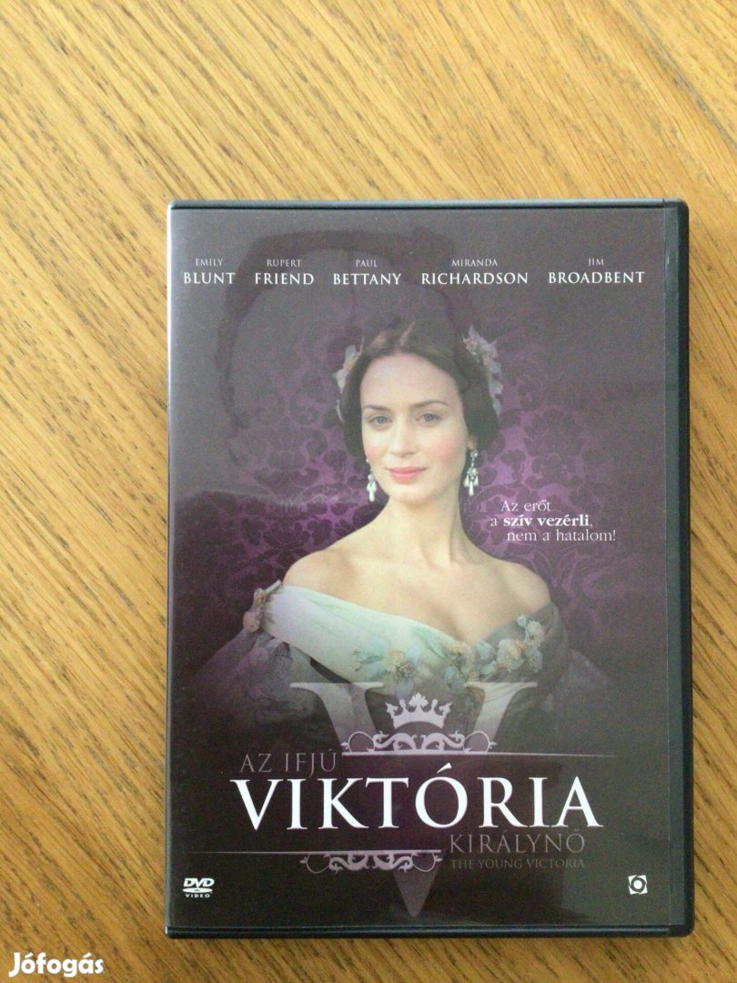 Az ifjú Viktória királynő DVD / Emily Blunt