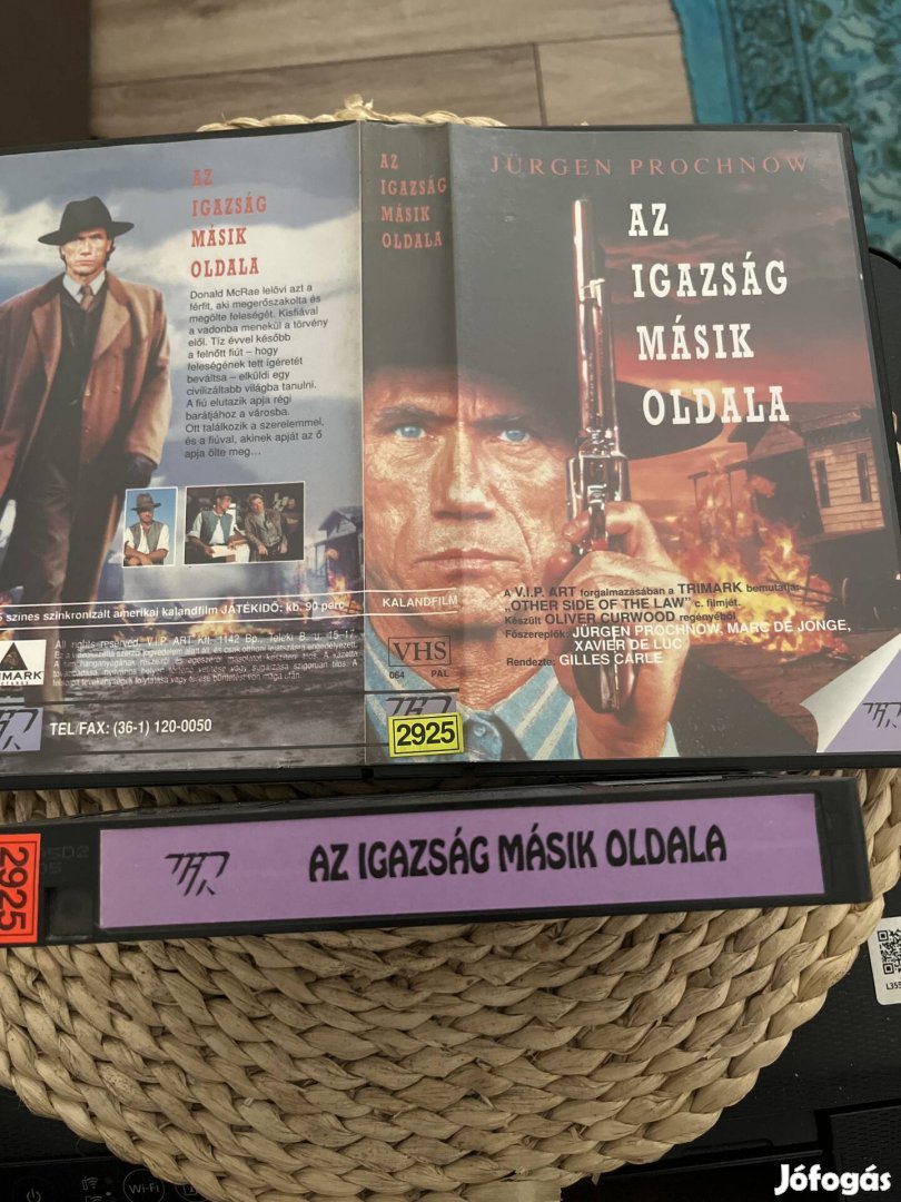 Az igazság másik oldala vhs