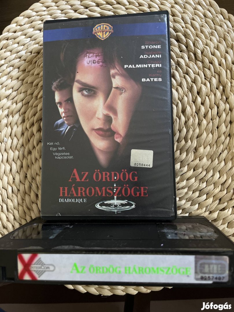 Az ördög háromszöge vhs