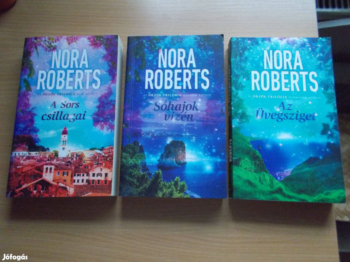Az őrzők-trilógia 1-3. - A Sors csillagai, Sóhajok vizén,