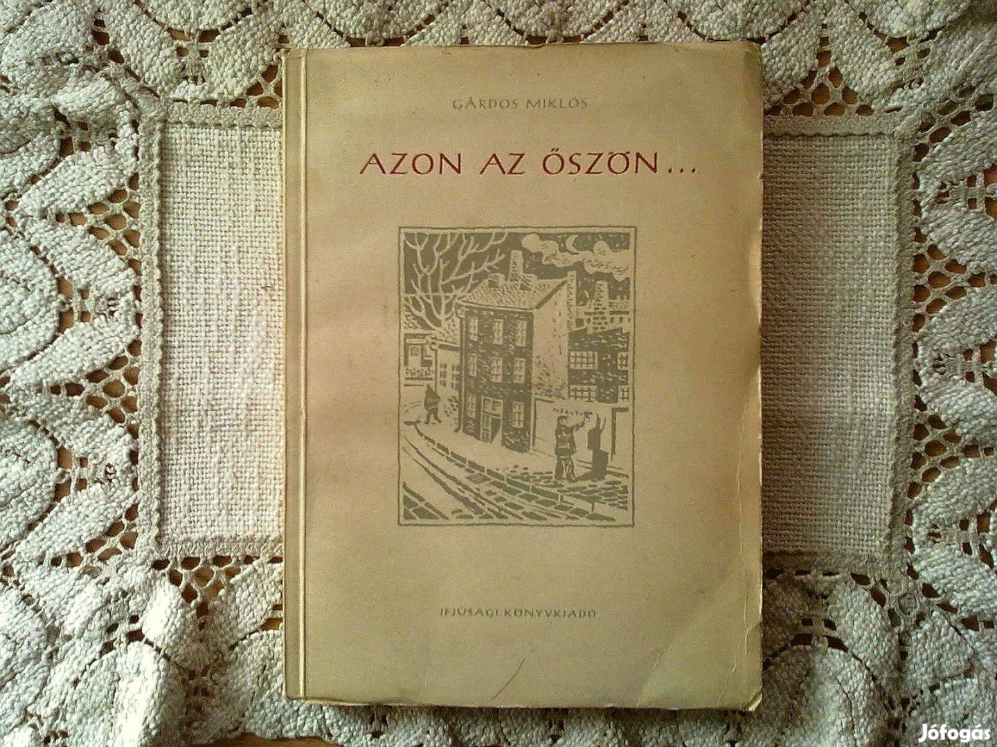 Azon az őszön - Krónika a magyarországi partizánharcokról(térképekkel