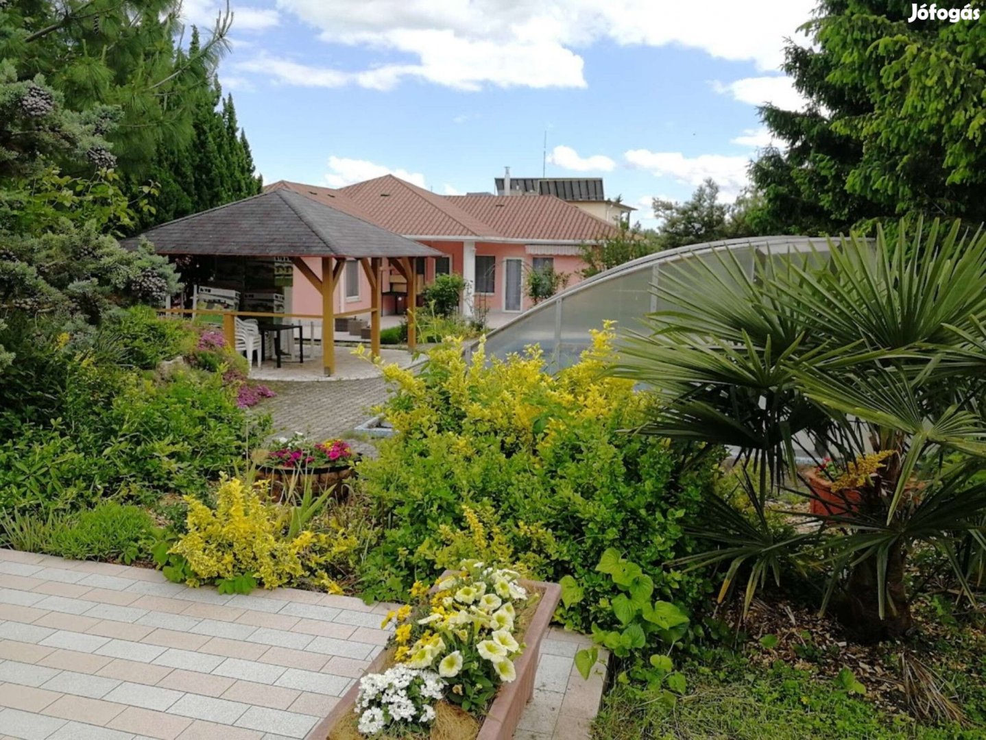 Azonnal költözhető ház eladó Vonyarvashegyen