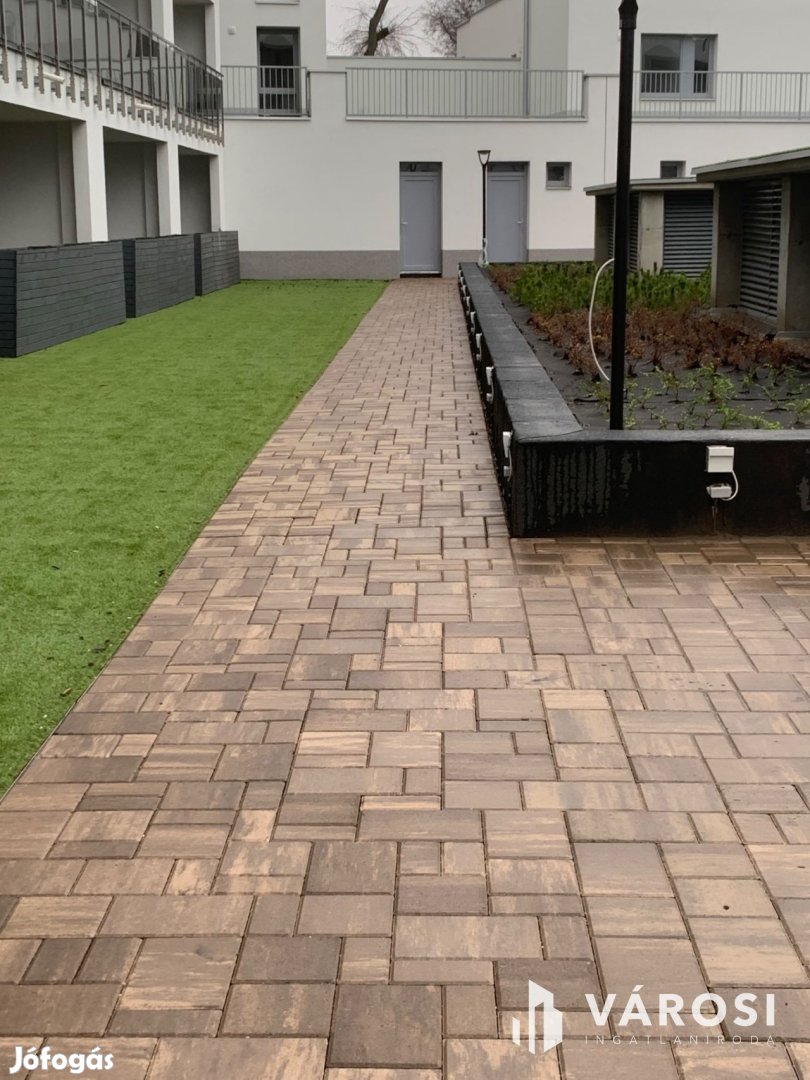 Azonnal költözhető prémium lakás Debrecen belvárosában