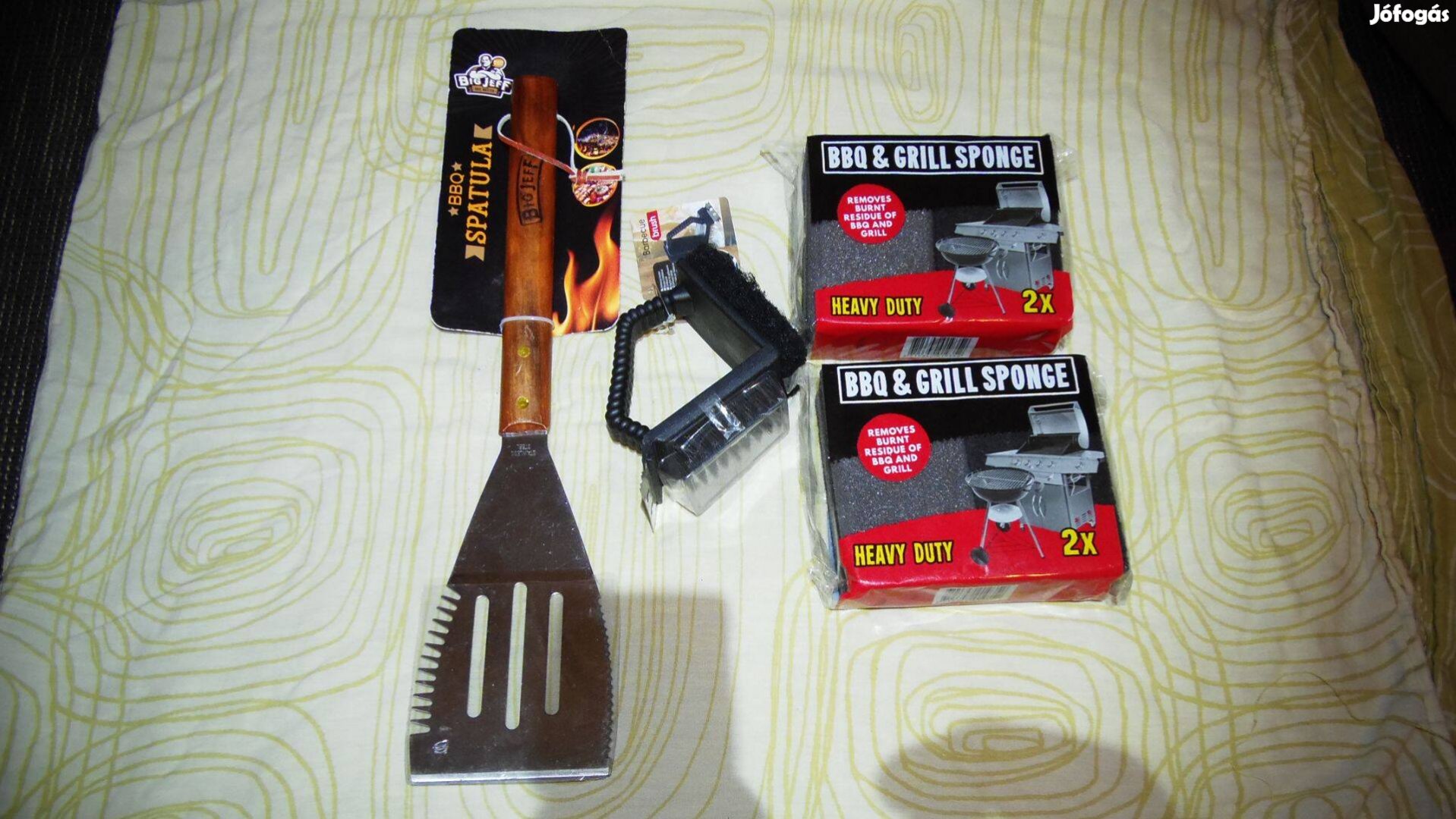 BBQ Grill tisztító készlet spatulával (4db)