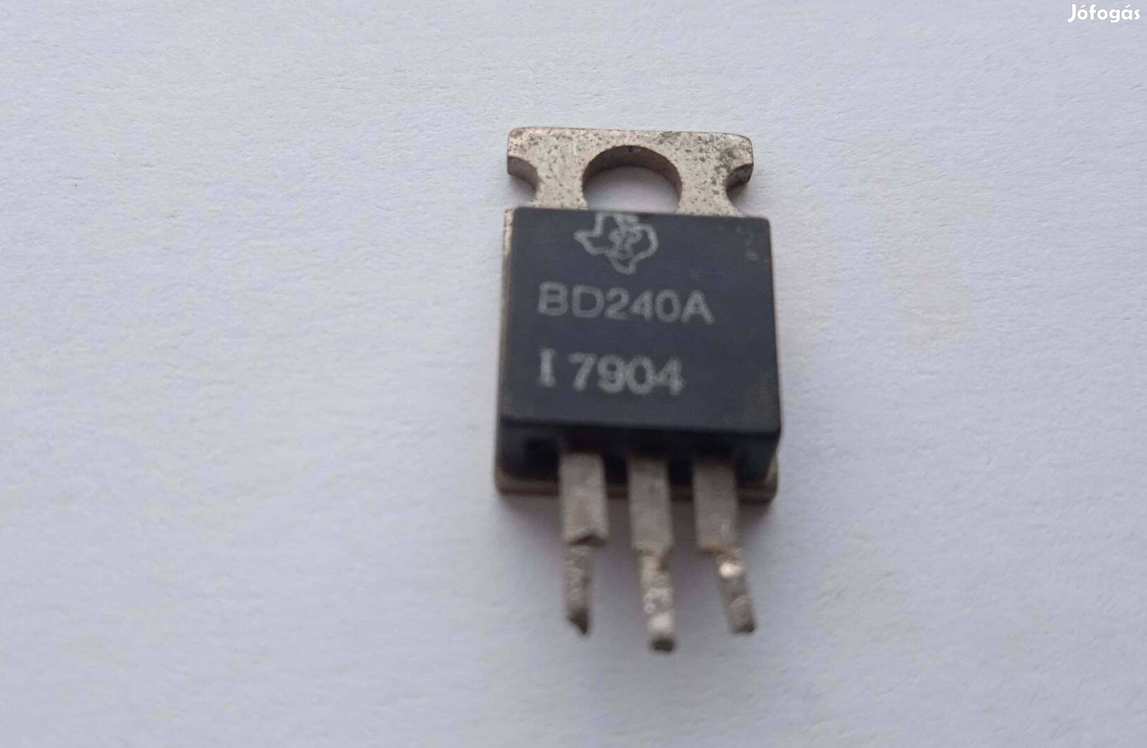BD 240 A tranzisztor , 45 V , 0,6 A , bontott , eredeti , tesztelt