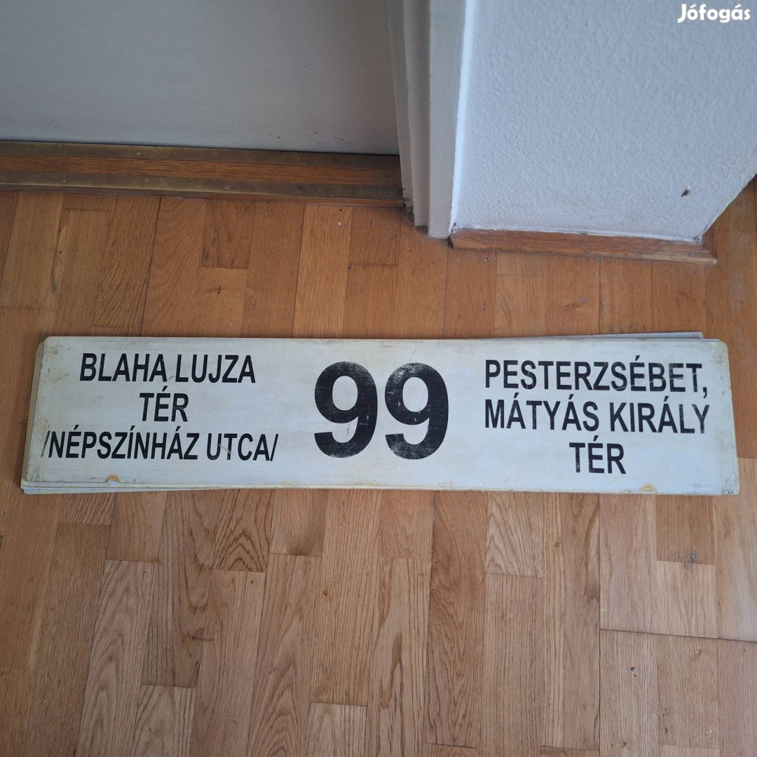 BKV 99-es busz tábla