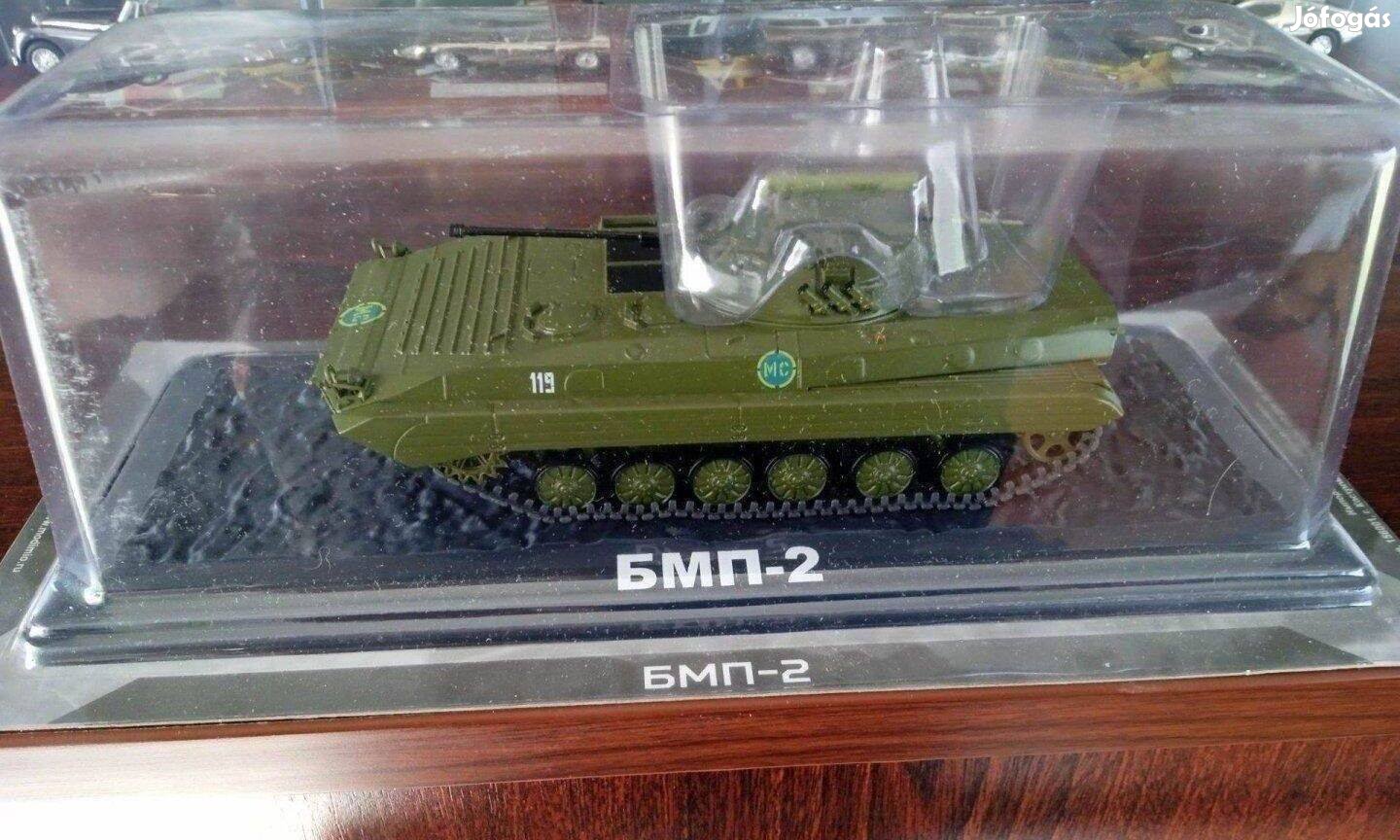 BMP 2 "Tanki dea" tank kisauto modell 1/43 Eladó