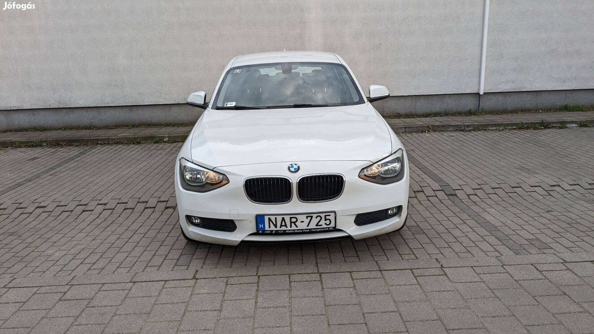 BMW 114i , kevés kilométer, megkímélt állapot, digit klíma, idrive