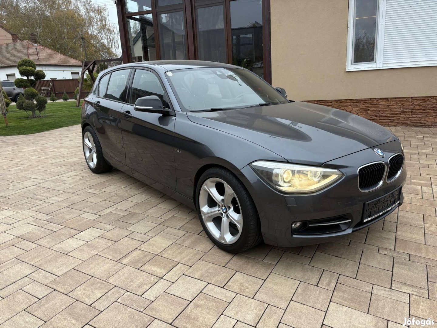 BMW 116d Efficientdynamics Xenon. sportülések