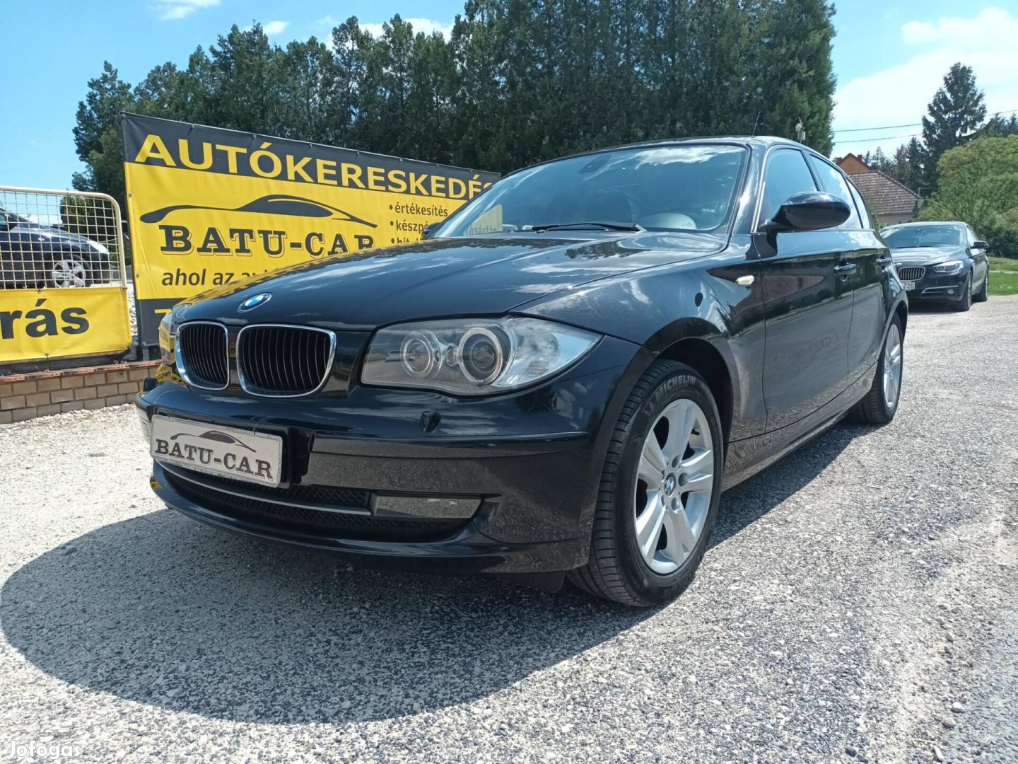 BMW 116i Advantage BATU-CAR ahol az autó gazdár...