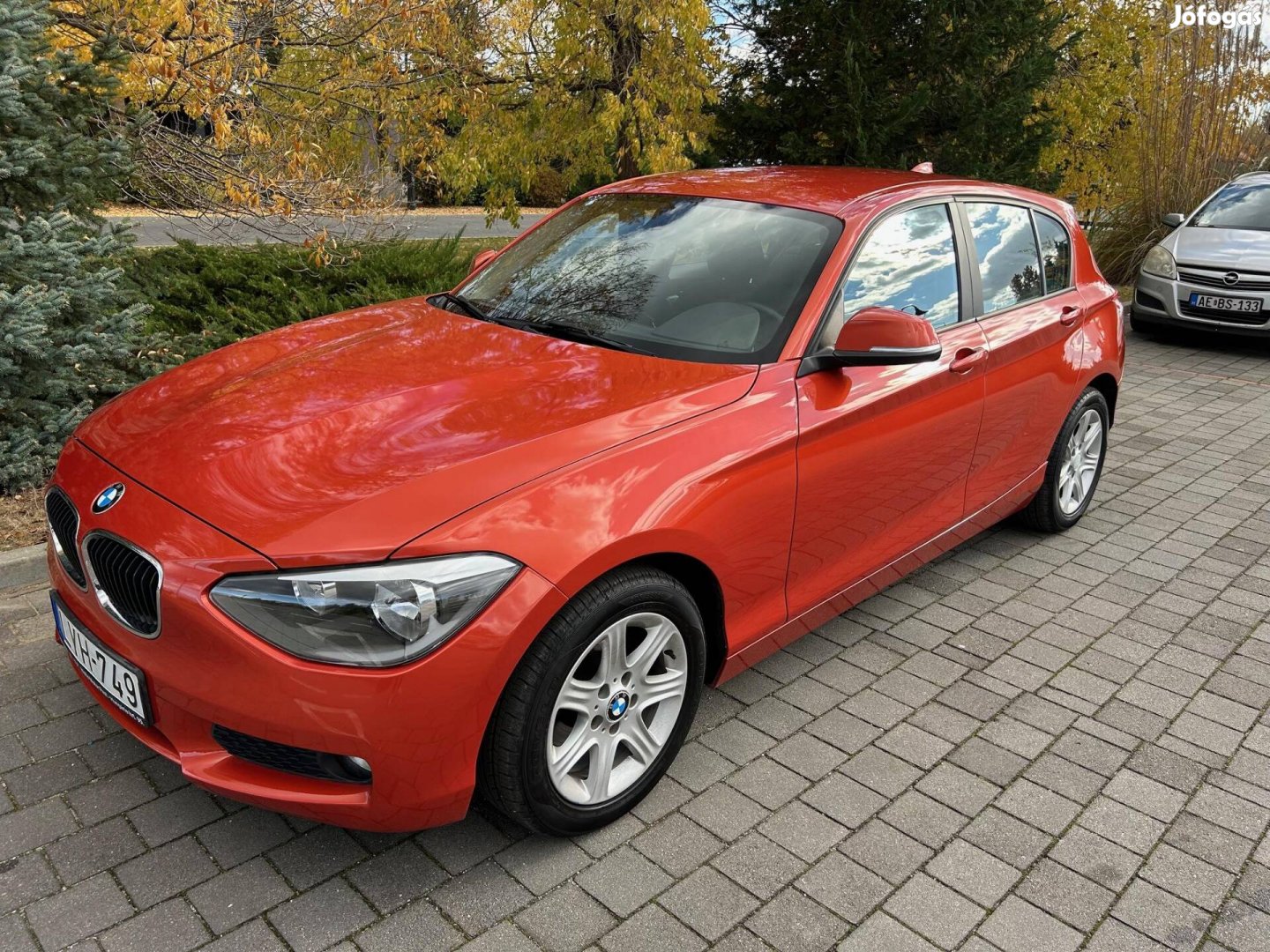 BMW 116i Magyar---108.000km----Végig szervizelt...