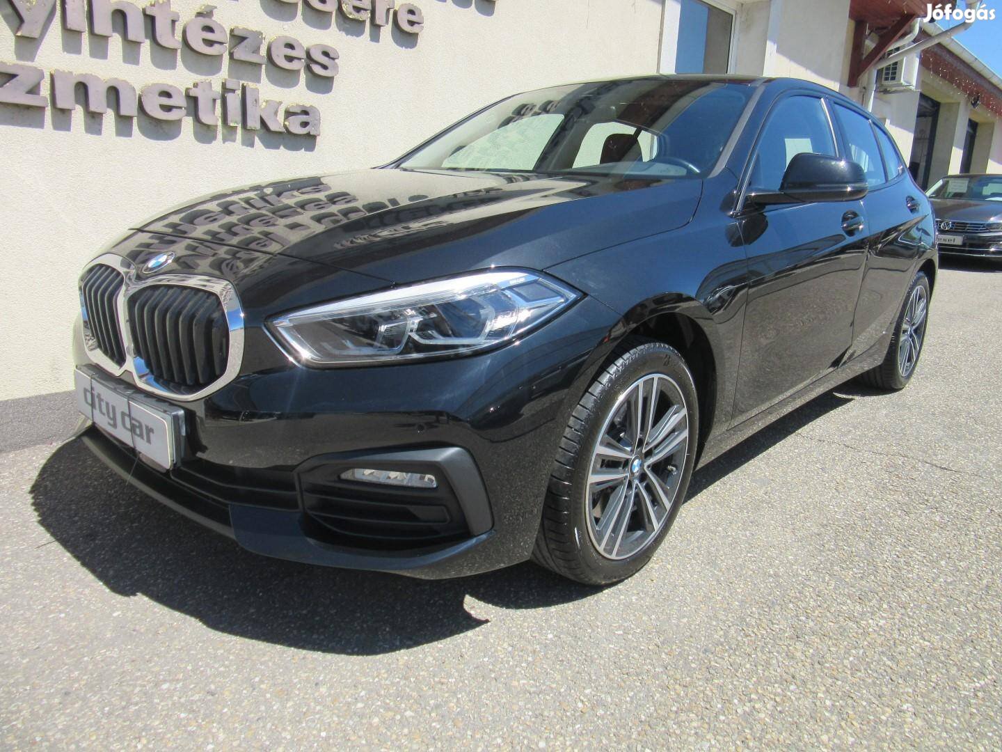 BMW 118i DKG Első Tulaj ! 30 Ezer km ! Navi. St...