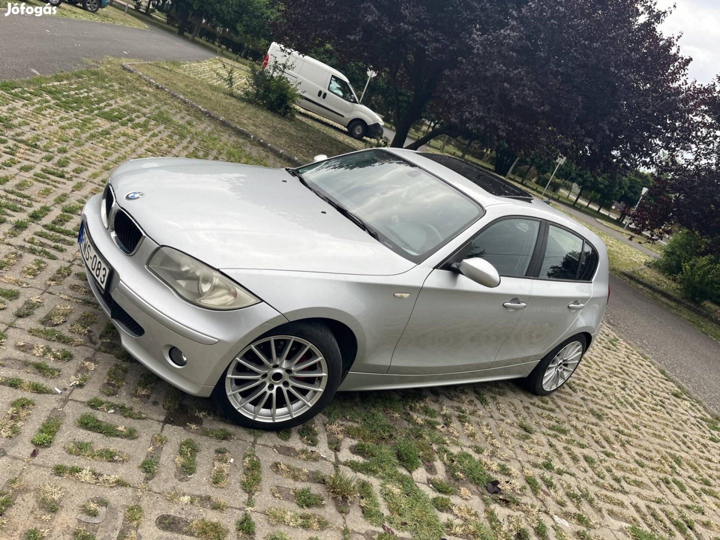 BMW 118i.......