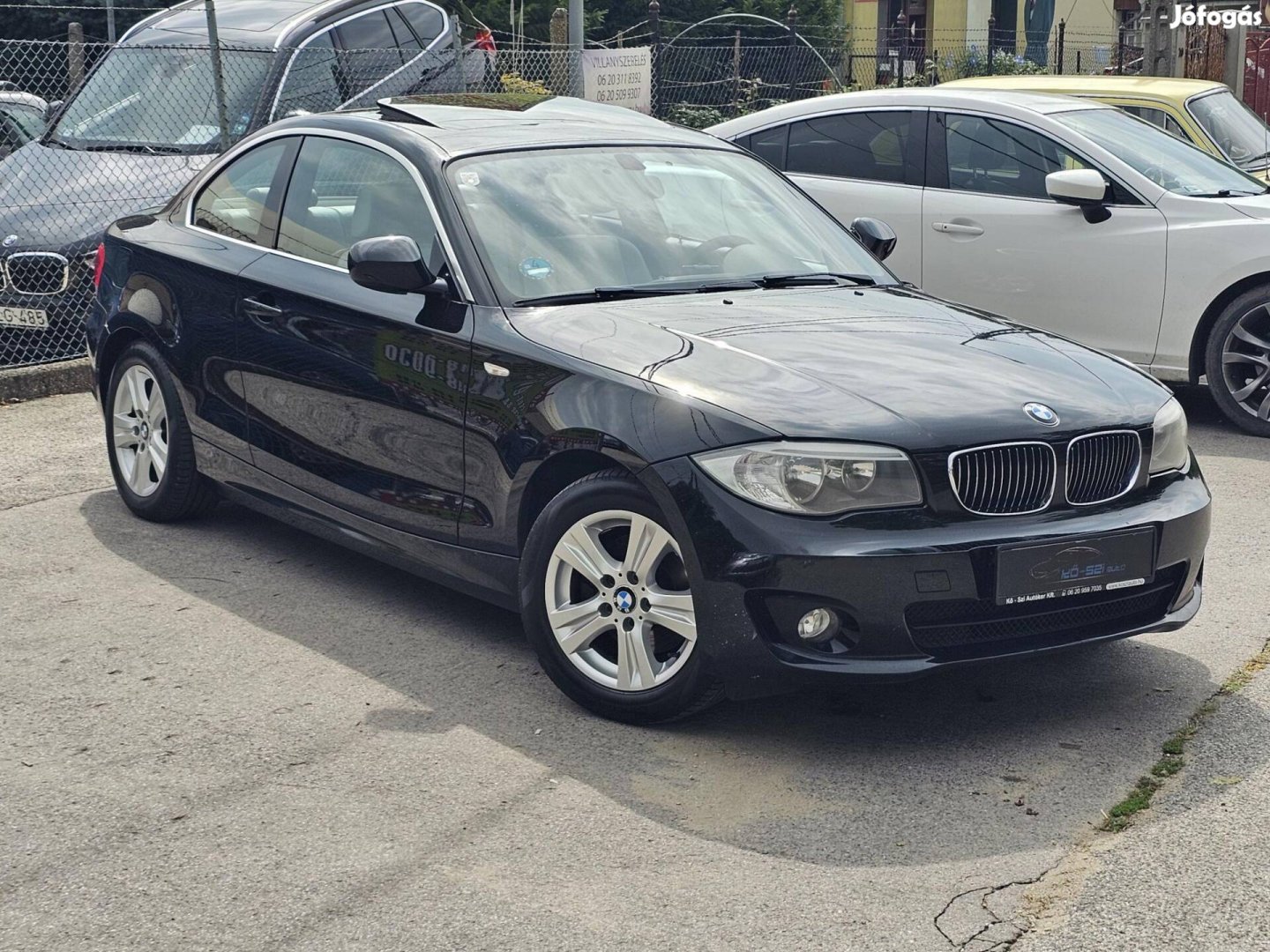 BMW 120d Coupe. szervizkönyves