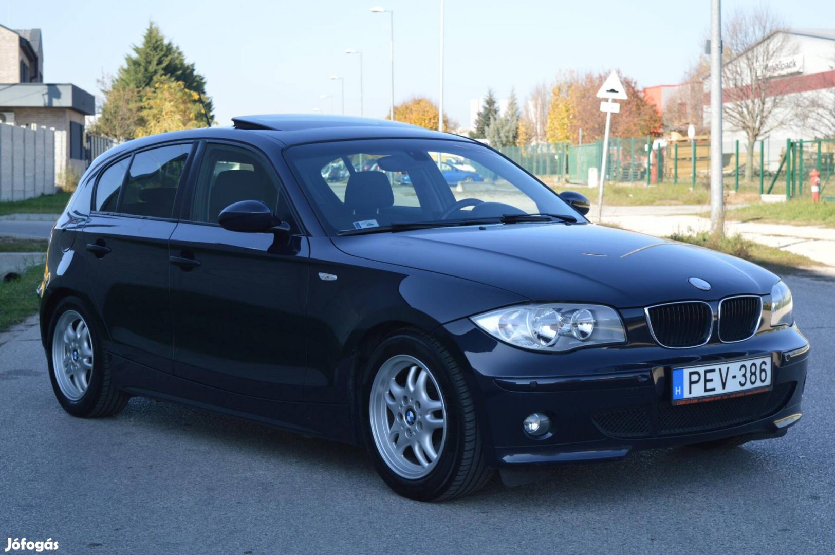 BMW 120i Gyönyörű/Digitklíma/Üfűt/Temp/El.tetőa...