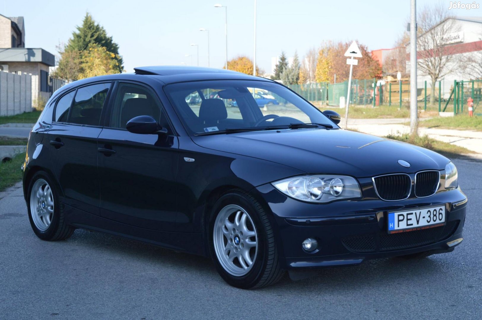 BMW 120i Gyönyörű/Digitklíma/Üfűt/Temp/El.tetőa...