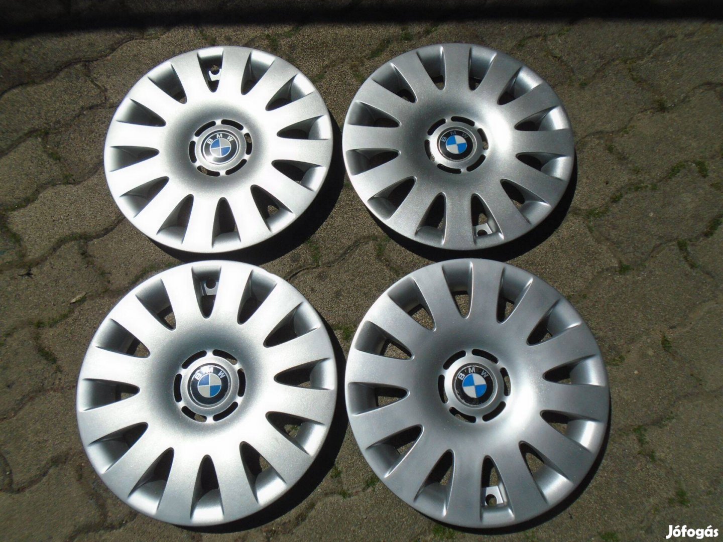 BMW 15 gyári dísztárcsa garnitúra eladó