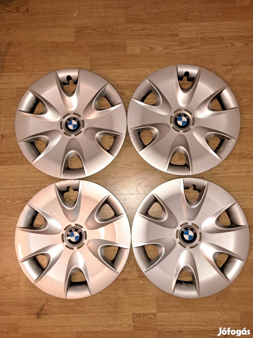 BMW 16", gyári dísztárcsa-szett 