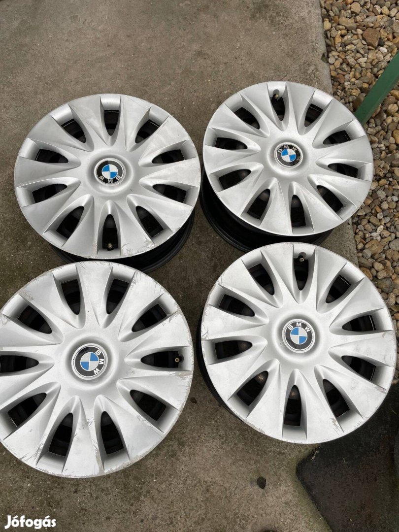 BMW 16" lemezfelnik 5x120 osztókörre gyári dísztárcsával