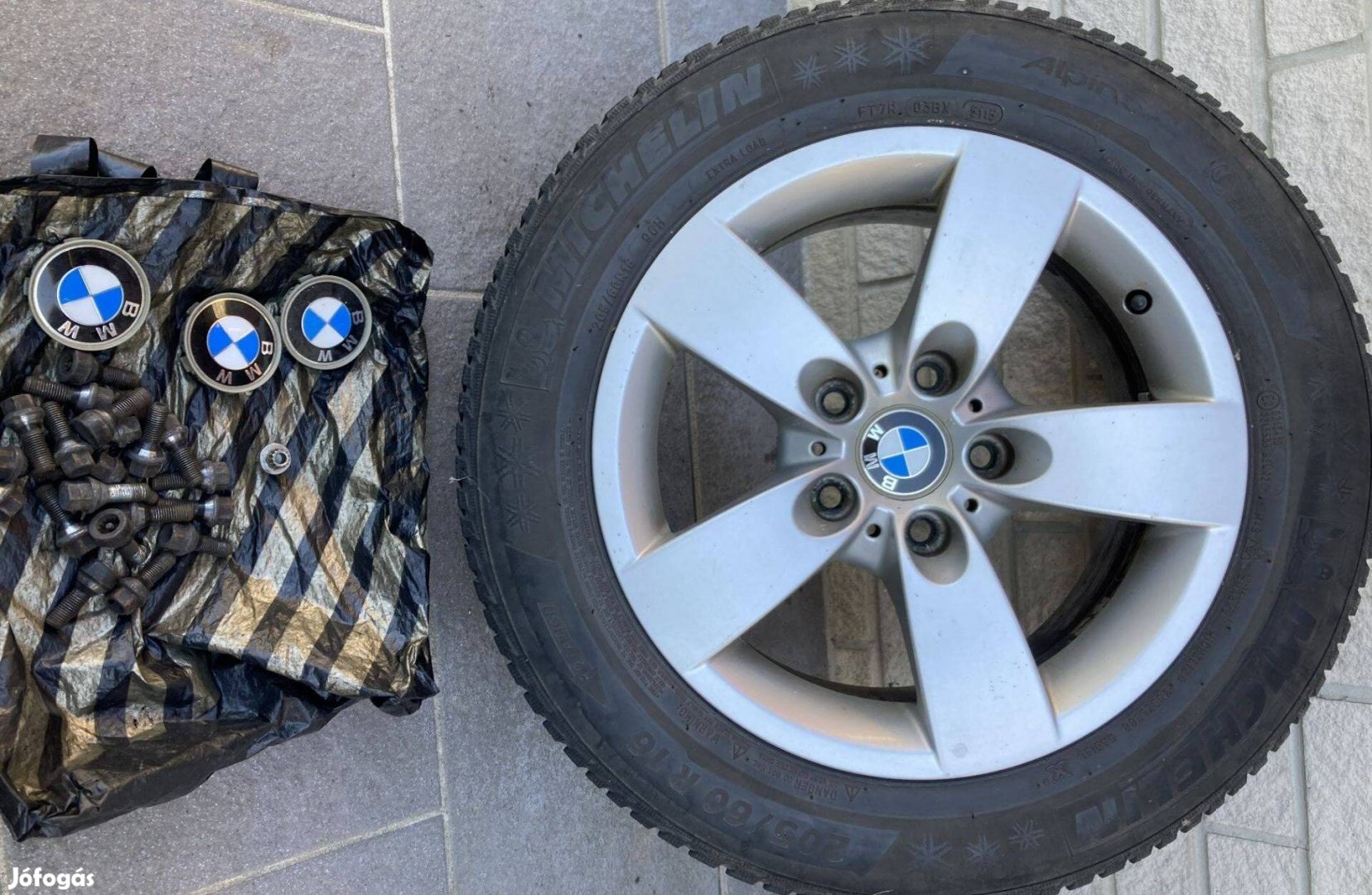 BMW 16-os gyári alu felni téli gumival 4db