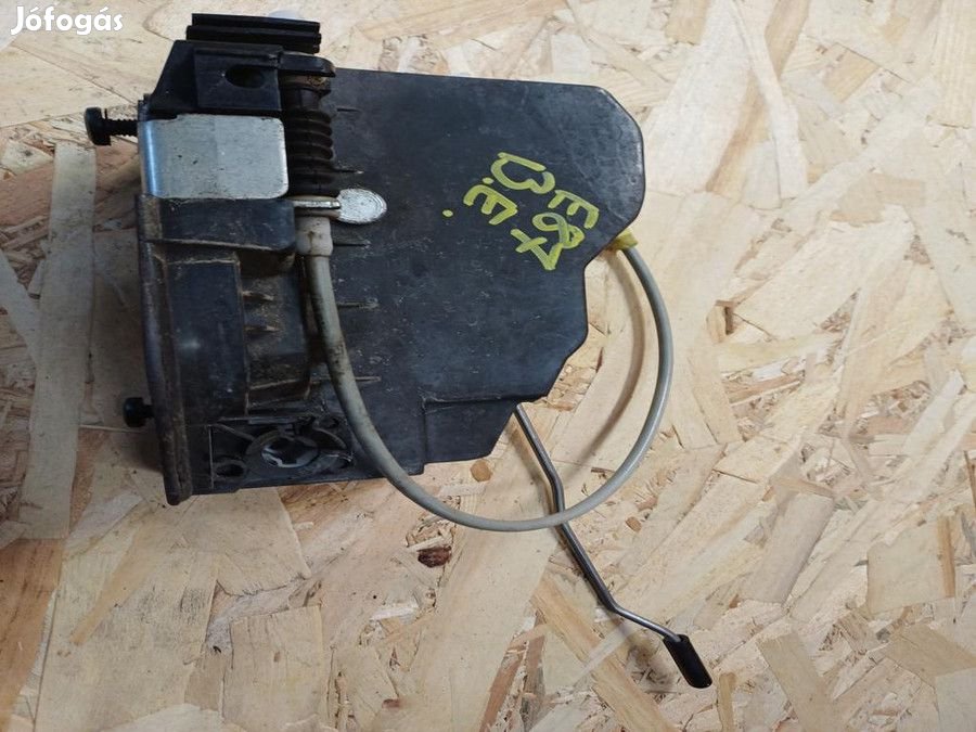 BMW 1 E81 E82 E87 2005-2011 Bal Első Ajtó Központizár